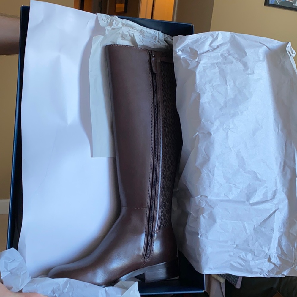 Leather boots